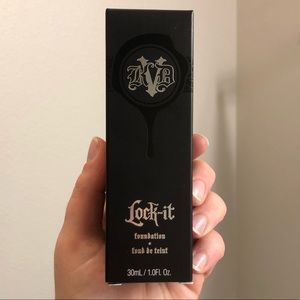 NEW KVD Lock-it Foundation